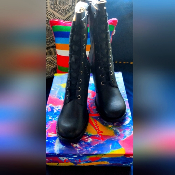 Chinese Laundry Oracle Boot - Picture 3 of 7